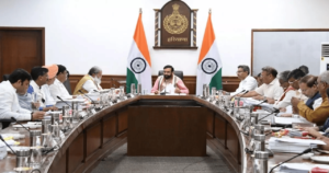 CM नायब सैनी की मंत्रियों और विधायकों के साथ बैठक: जनता से जुड़ने और सेवा भाव से काम करने के दिए निर्देश। CM नायब सैनी की मंत्रियों और विधायकों के साथ बैठक: जनता से जुड़ने और सेवा भाव से काम करने के दिए निर्देश।