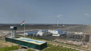 Adani Group बना Bharat का Fastest-Growing Brand, Green Energy में रचा नया इतिहास Brand Value में 82% की बढ़ोतरी, देश की Development में बड़ी Investment