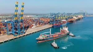 Bharat के Ban से बढ़ी Pakistan की Tension: Shipping Costs बढ़ी, माल पहुंचने में देरी