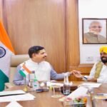 पंजाब के मुद्दों को लेकर केंद्रीय कृषि मंत्री से मिले CM मान; गेहूं खरीद, मुआवजा और लंबित राशि पर की चर्चा