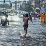 देशभर में बारिश का कहर, 19 राज्यों में IMD का अलर्ट; दिल्ली-UP से लेकर हिमाचल और Northeast तक मौसम रहेगा सक्रिय