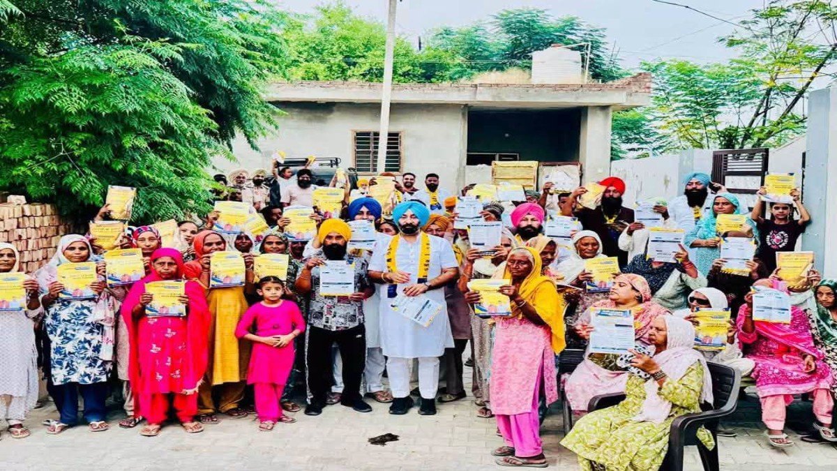 आप विधायक और हलका इंचार्ज ने पूरे पंजाब में घर-घर जाकर पहुंचाया ‘मान दे मुनाफे’, भगवंत मान सरकार के जनहित रिकॉर्ड और लाखों रुपये की सालाना बचत कि किया गया उजागर